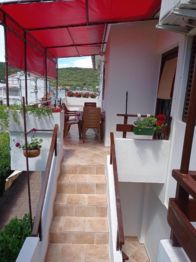 Apartment Supetarska Draga - Donja 5030A Luaran gambar